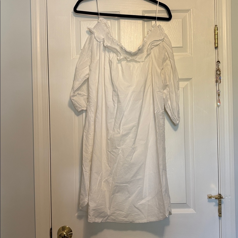 J. McLaughlin White Off-Shoulder Dress with Blue and Red Tassels - Picture 5 of 8